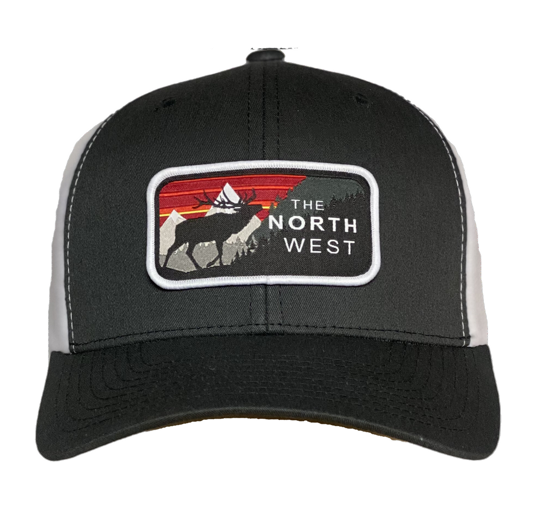 The NORTH West Sunrise Elk Snap-Back