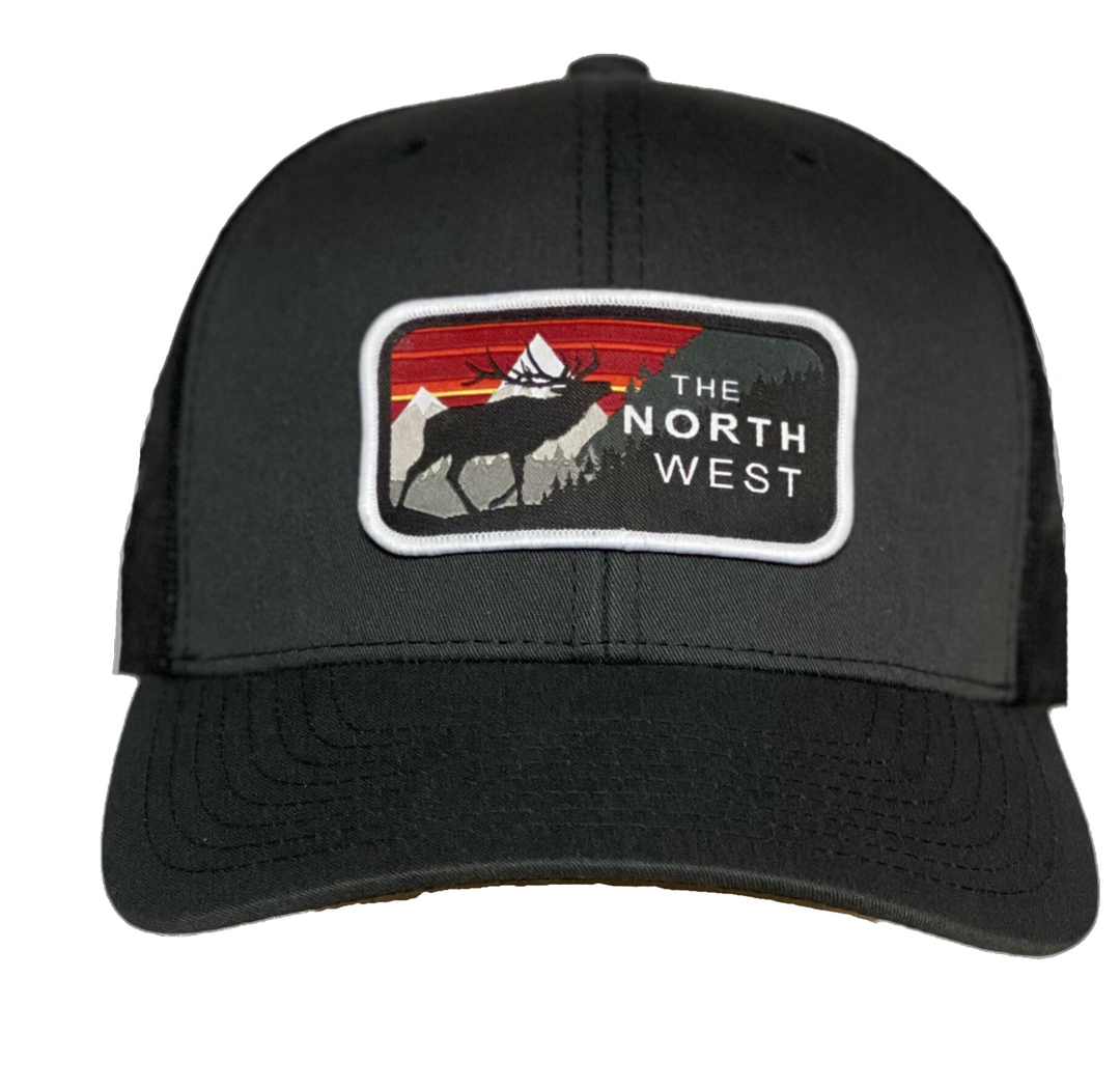 The NORTH West Sunrise Elk Snap-Back